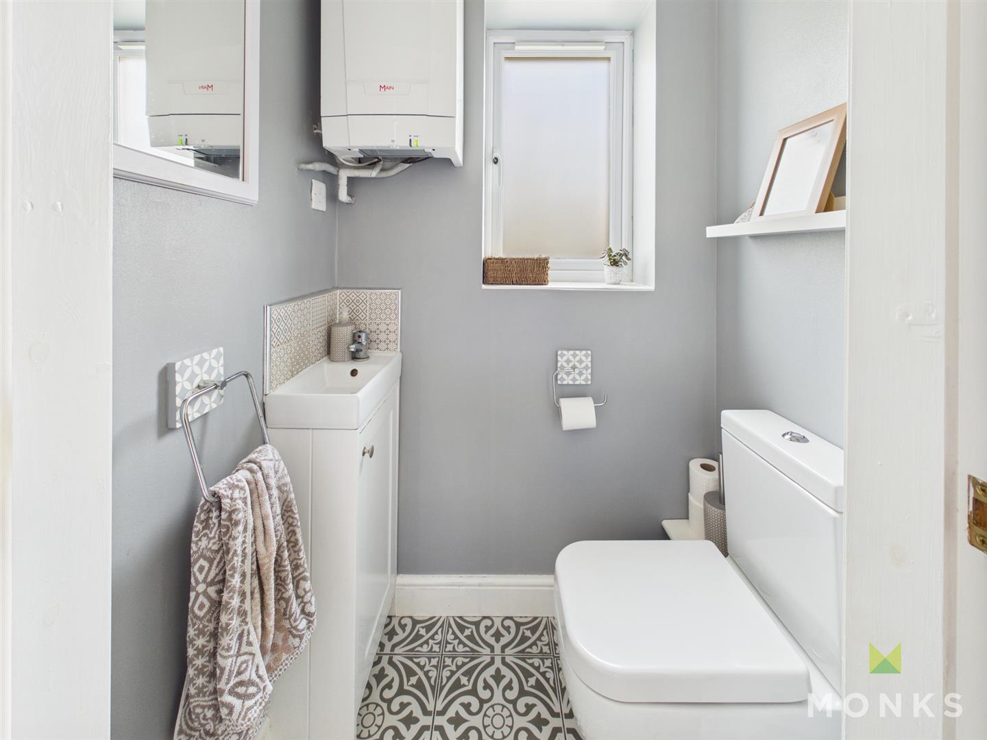 70 Ascot Road, Oswestry, SY11 2RE SSTC